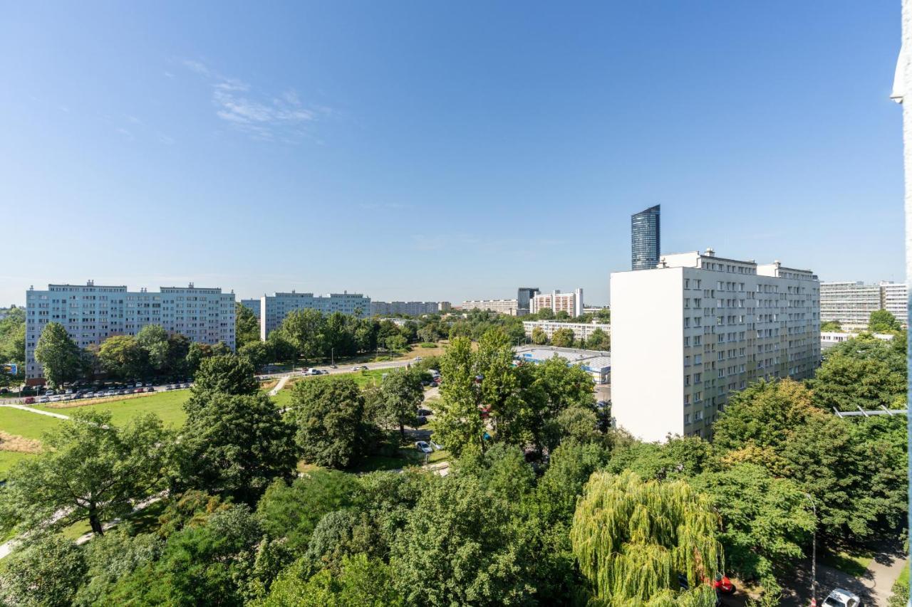 Stylish Apartment Near Wroclavia For 4 Guests By Noclegi Renters Wroclaw Bagian luar foto